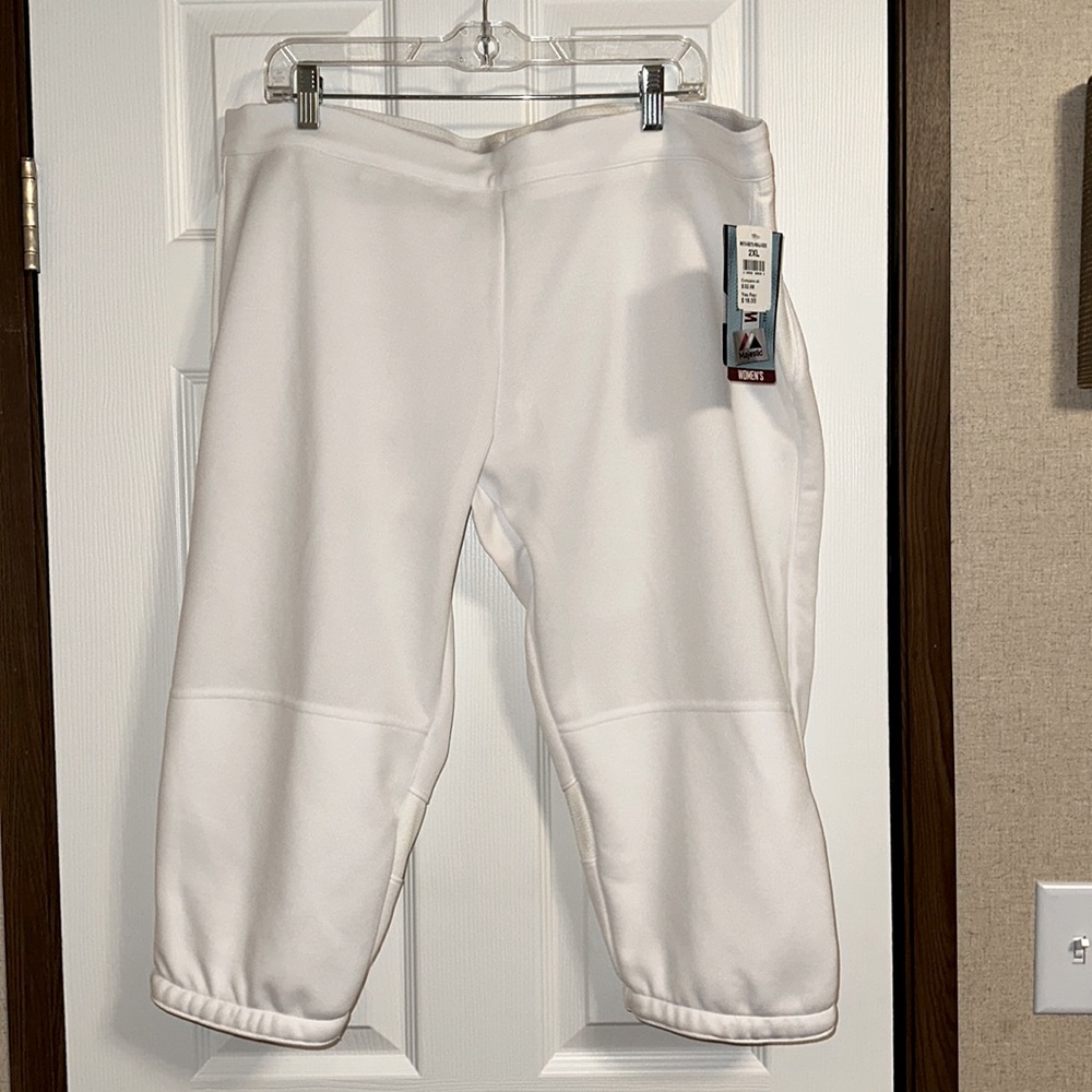 NWT Majestic women’s baseball/softball pants 2XL White